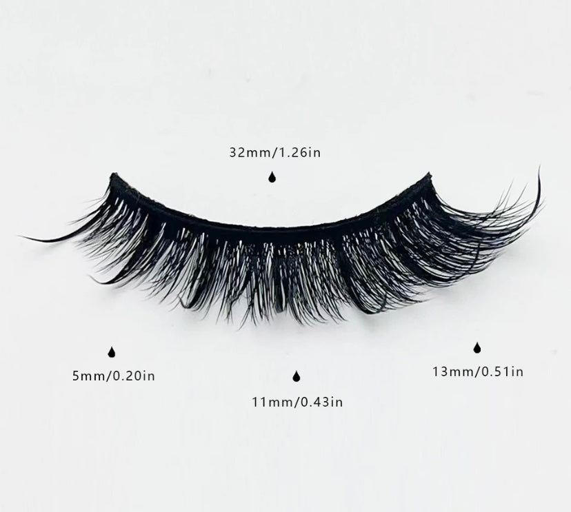 Classic Cat Eye Wispy Lash